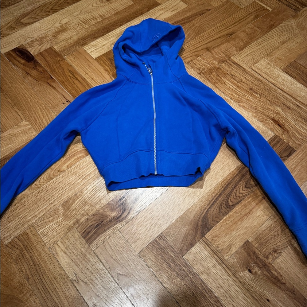 Size 2/4 Lulu jacket never worn before